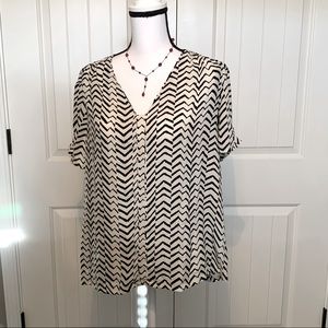 Collective Concepts Blouse Ivory & Black Large